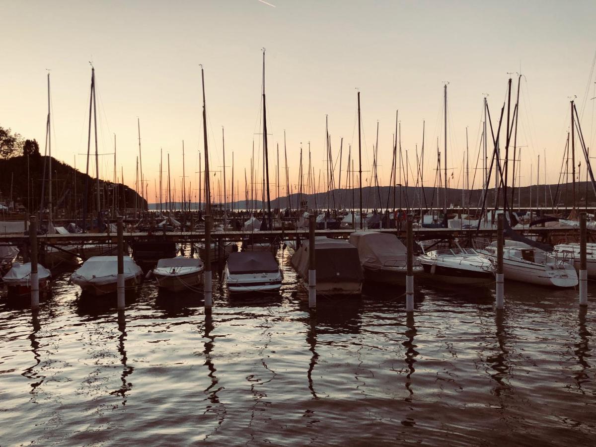 Zwischen Hafen Und Strandbad Konstanz Exterior photo